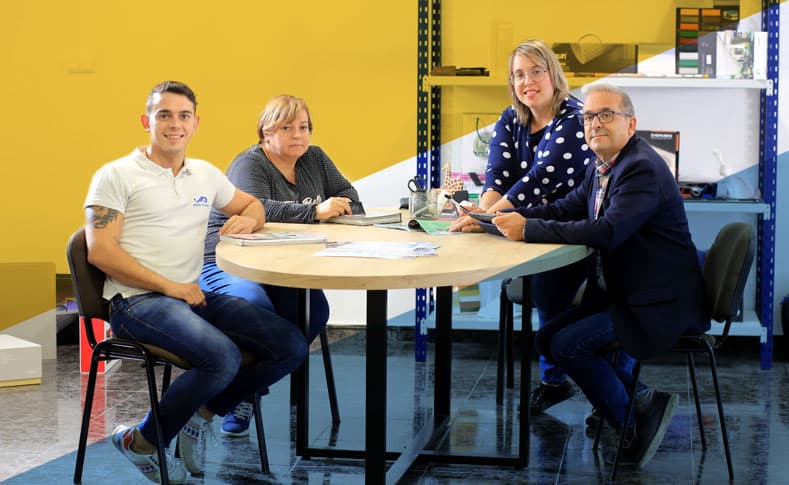 Empresa Jesús Poveda familia